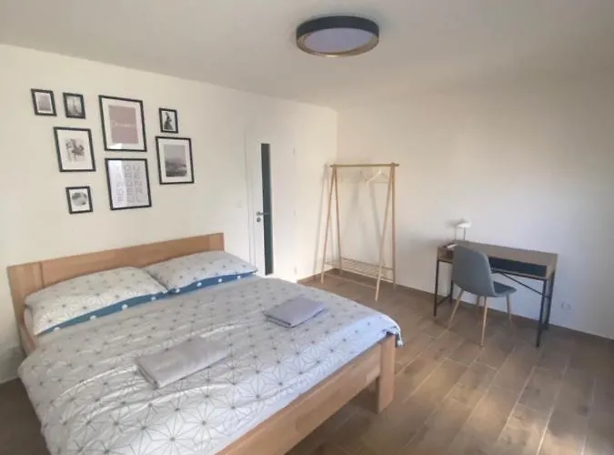 R-penzion Πανσιόν Český Krumlov